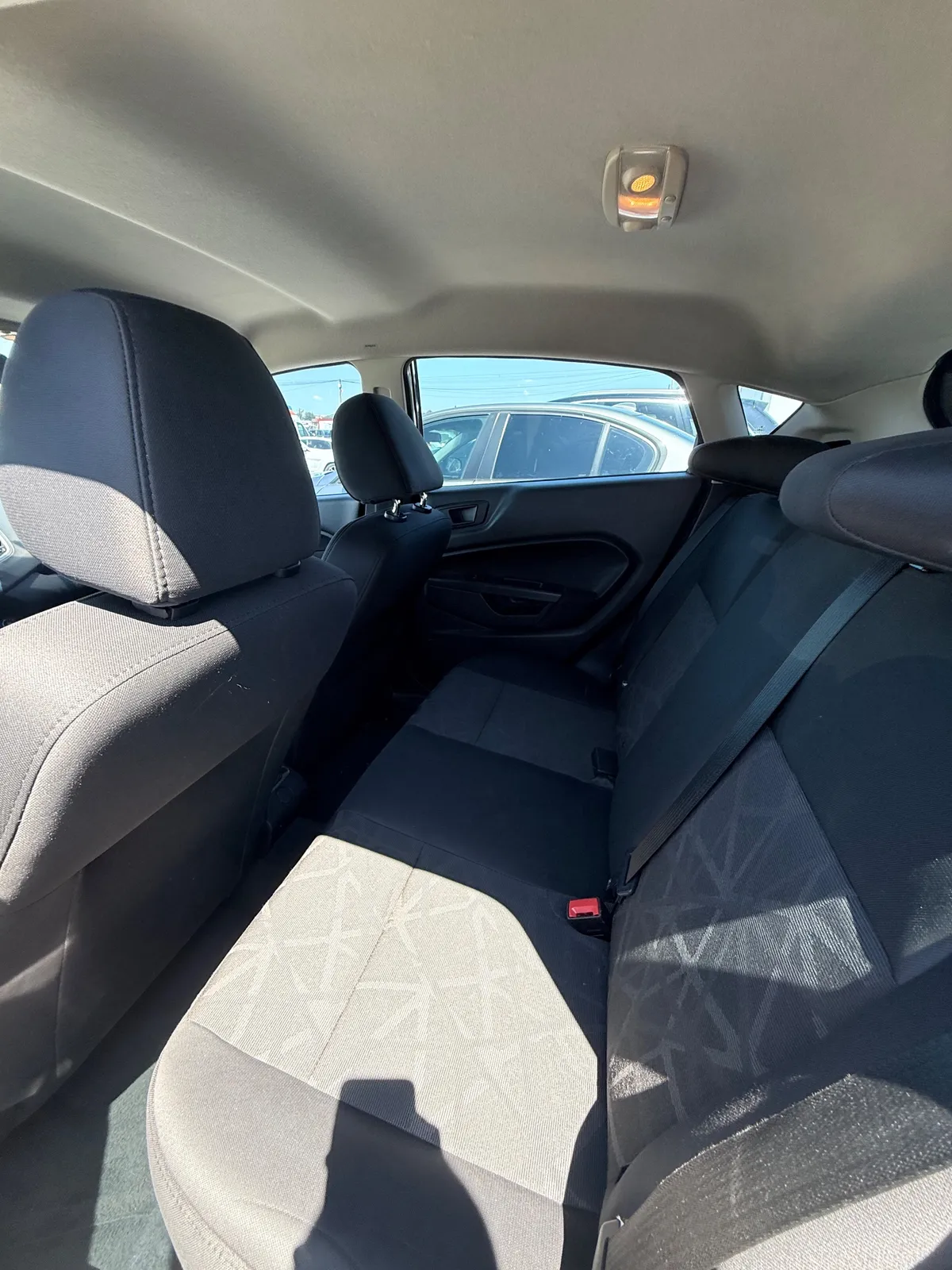 Ford Fiesta, 2014 — 6
