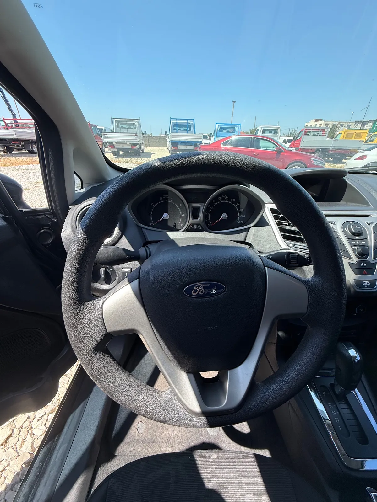 Ford Fiesta, 2014 — 7