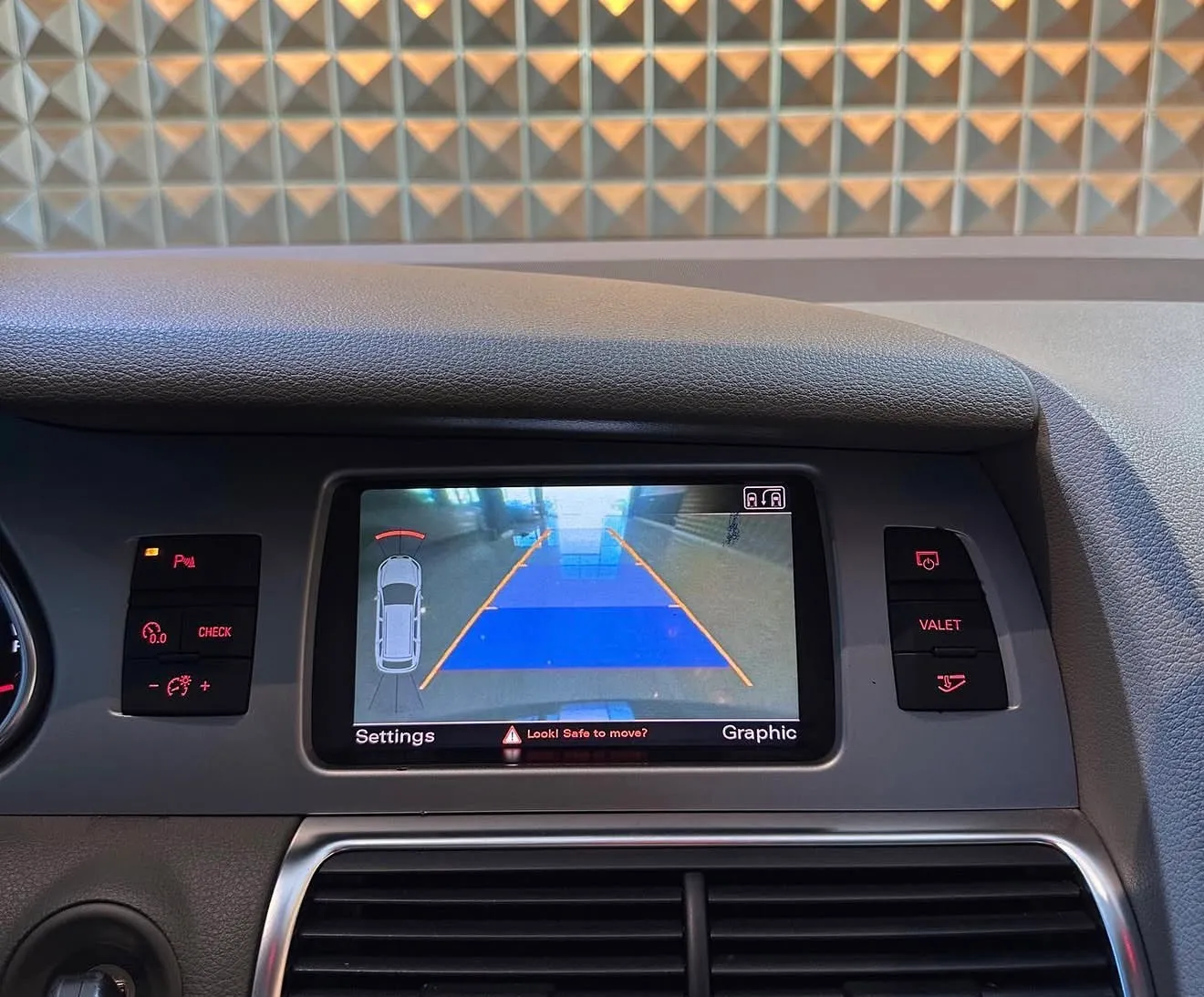 Audi Q7, 2011 — 9