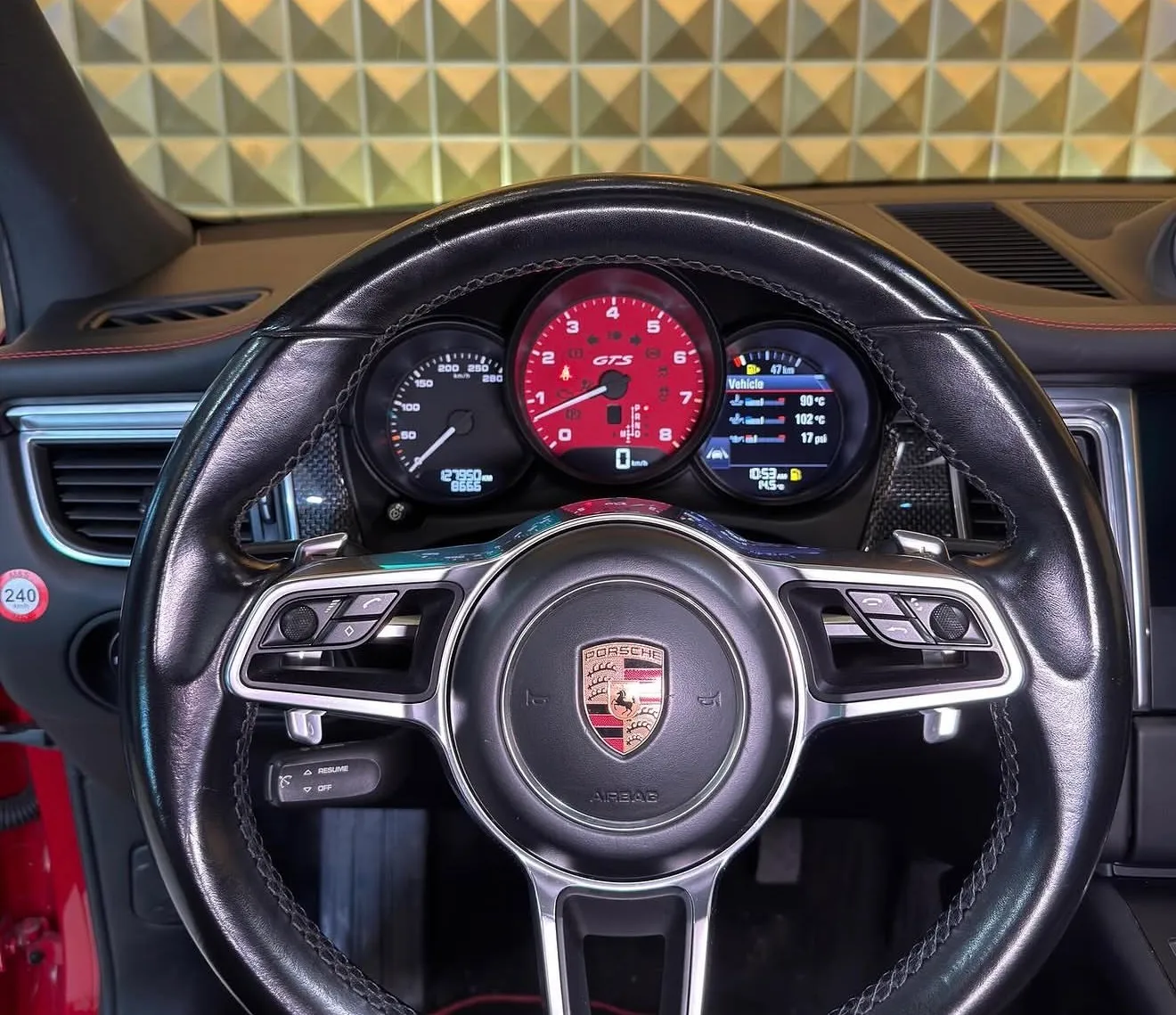 Porsche Macan, 2017 — 10