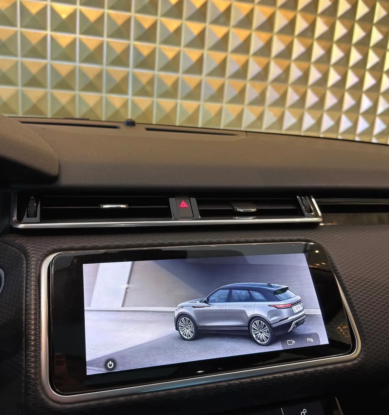 Land Rover Velar, 2018 — 9