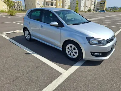 Volkswagen Polo 2011 — 2