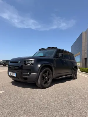 Land Rover Defender 2020