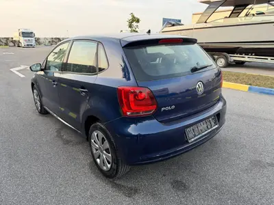 Volkswagen Polo 2015 — 2