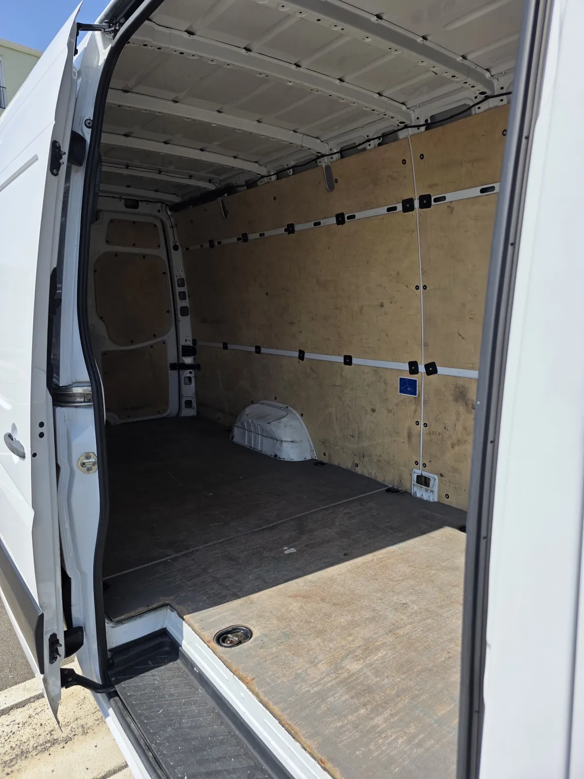 Mercedes-Benz Sprinter, 2015 — 8