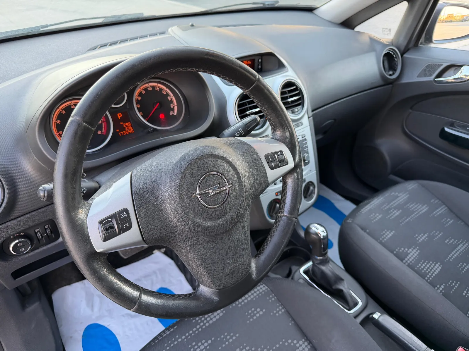 Opel Corsa, 2011 — 9