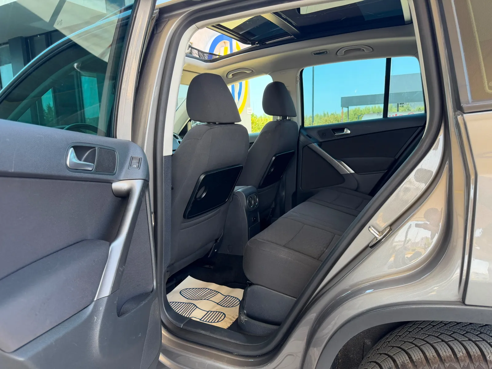 Volkswagen Tiguan, 2008 — 11