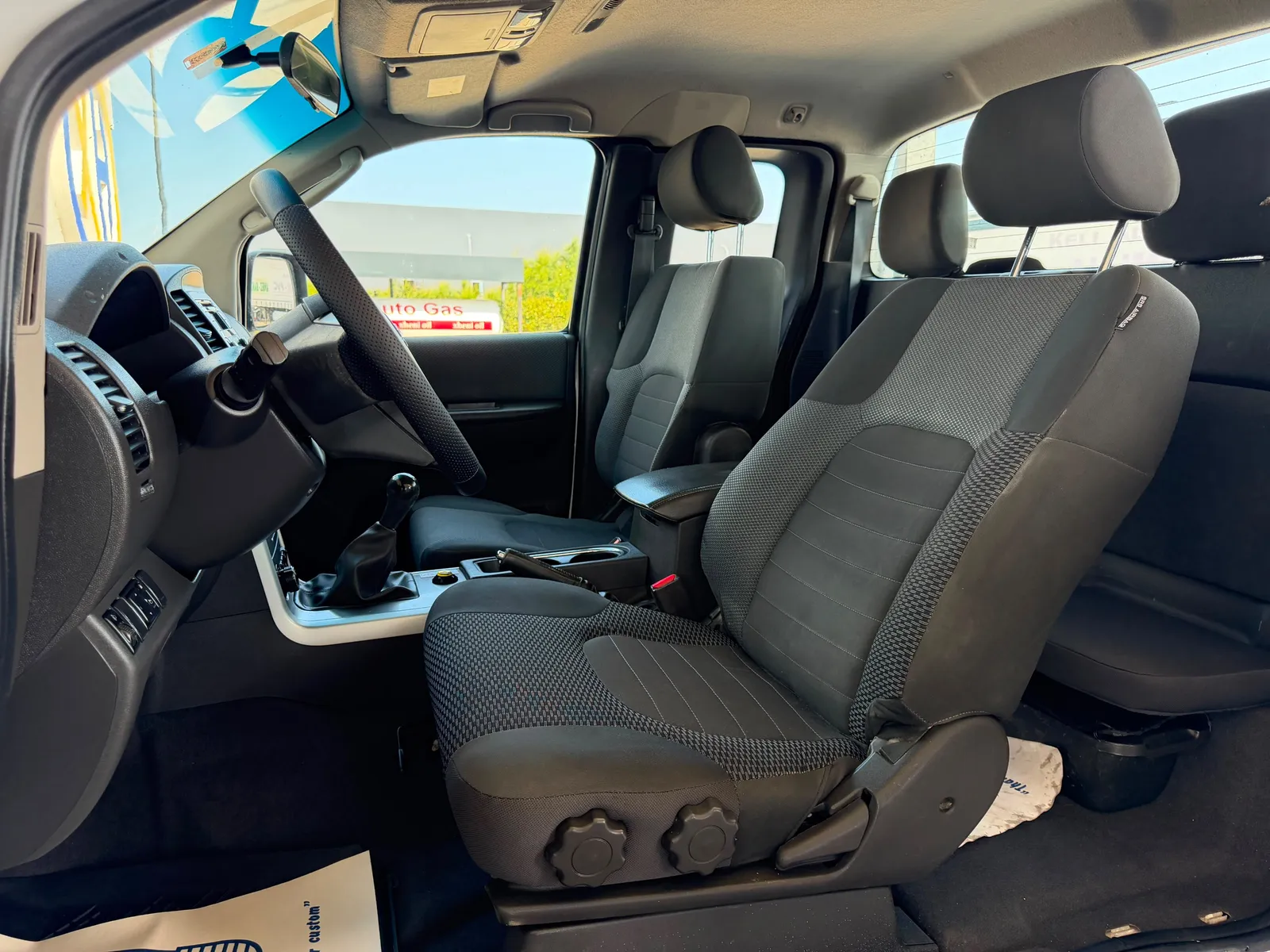 Nissan Navara, 2016 — 11