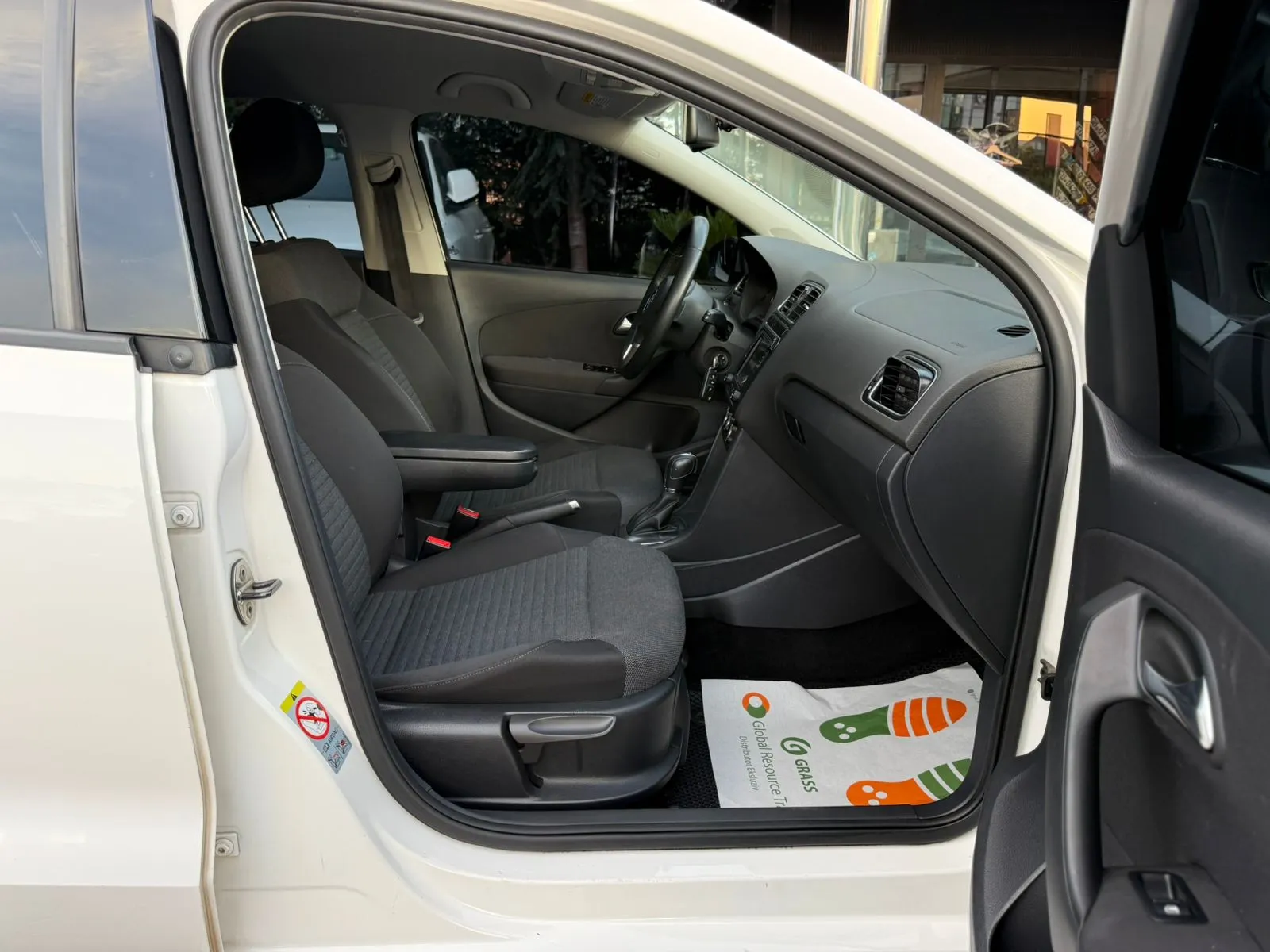 Volkswagen Polo, 2013 — 7
