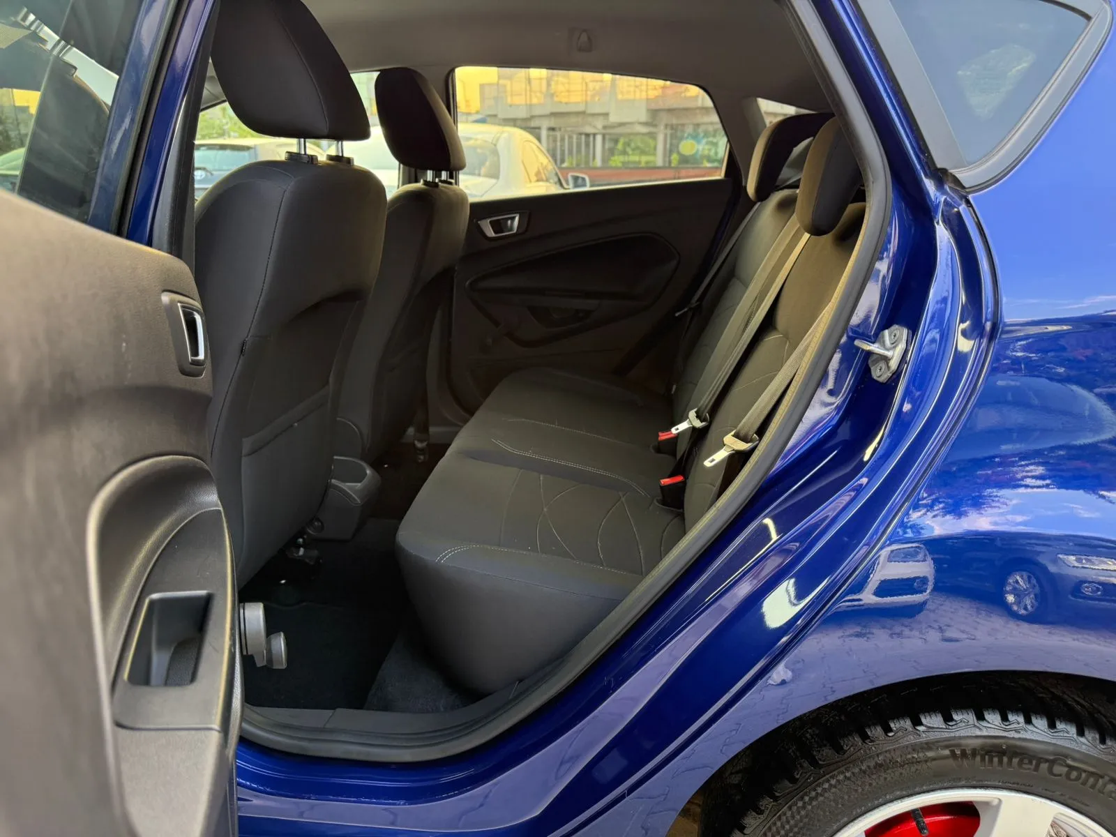 Ford Fiesta, 2015 — 4