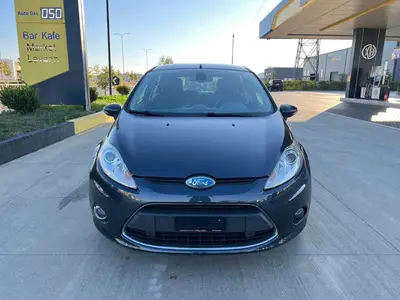 Ford Fiesta 2013 — 2