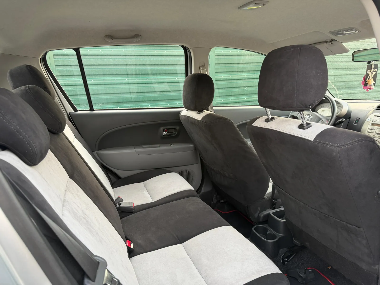 Nissan Daihatsu Sirion, 2009 — 10