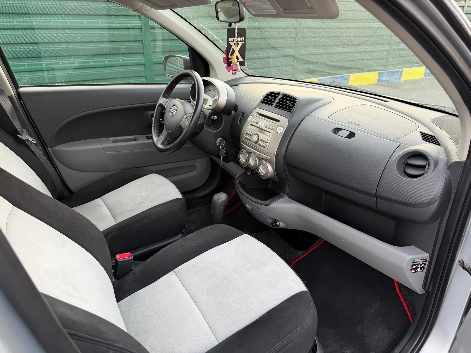 Nissan Daihatsu Sirion, 2009 — 9