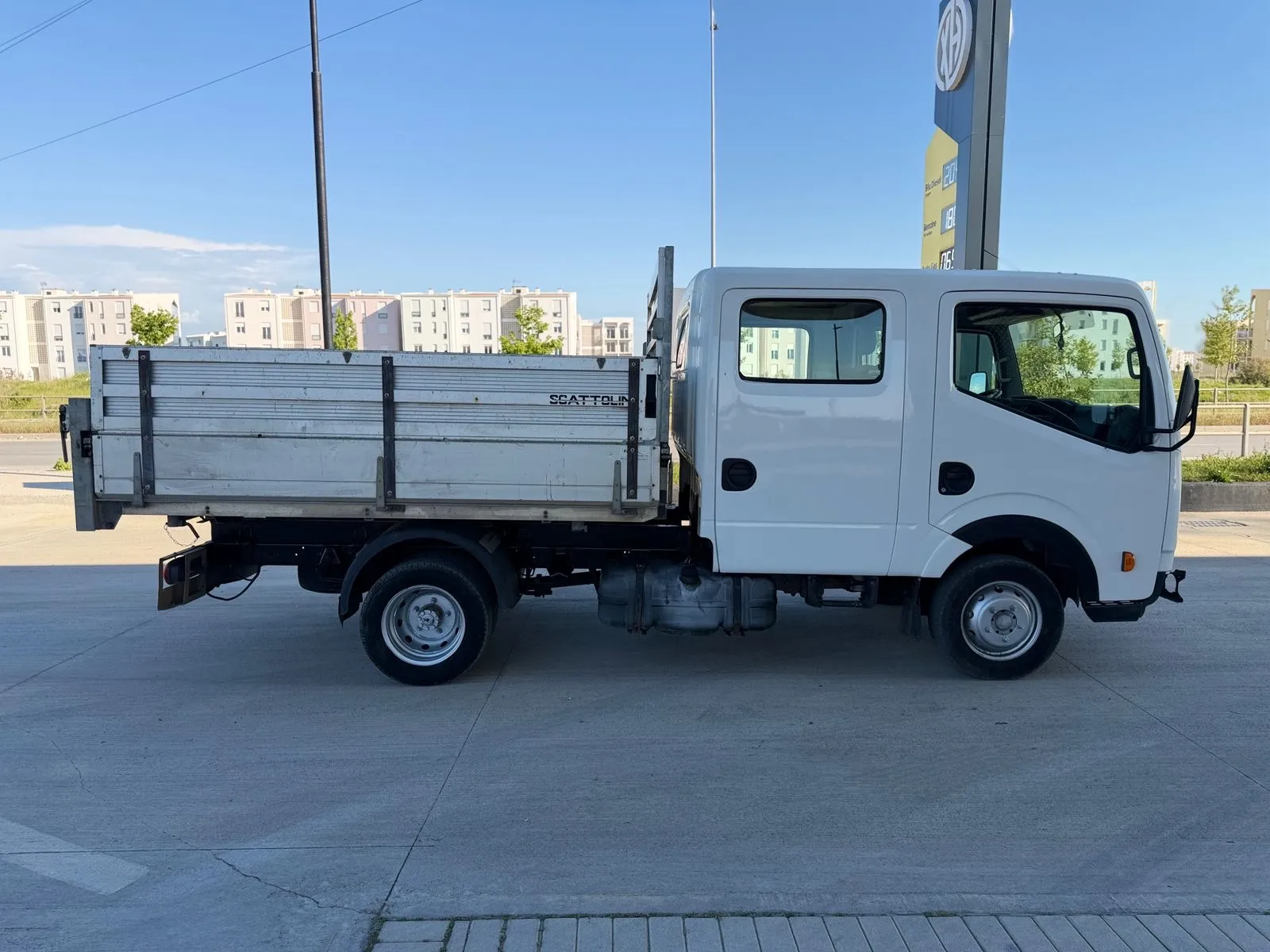 Nissan Cabstar, 2011 — 7