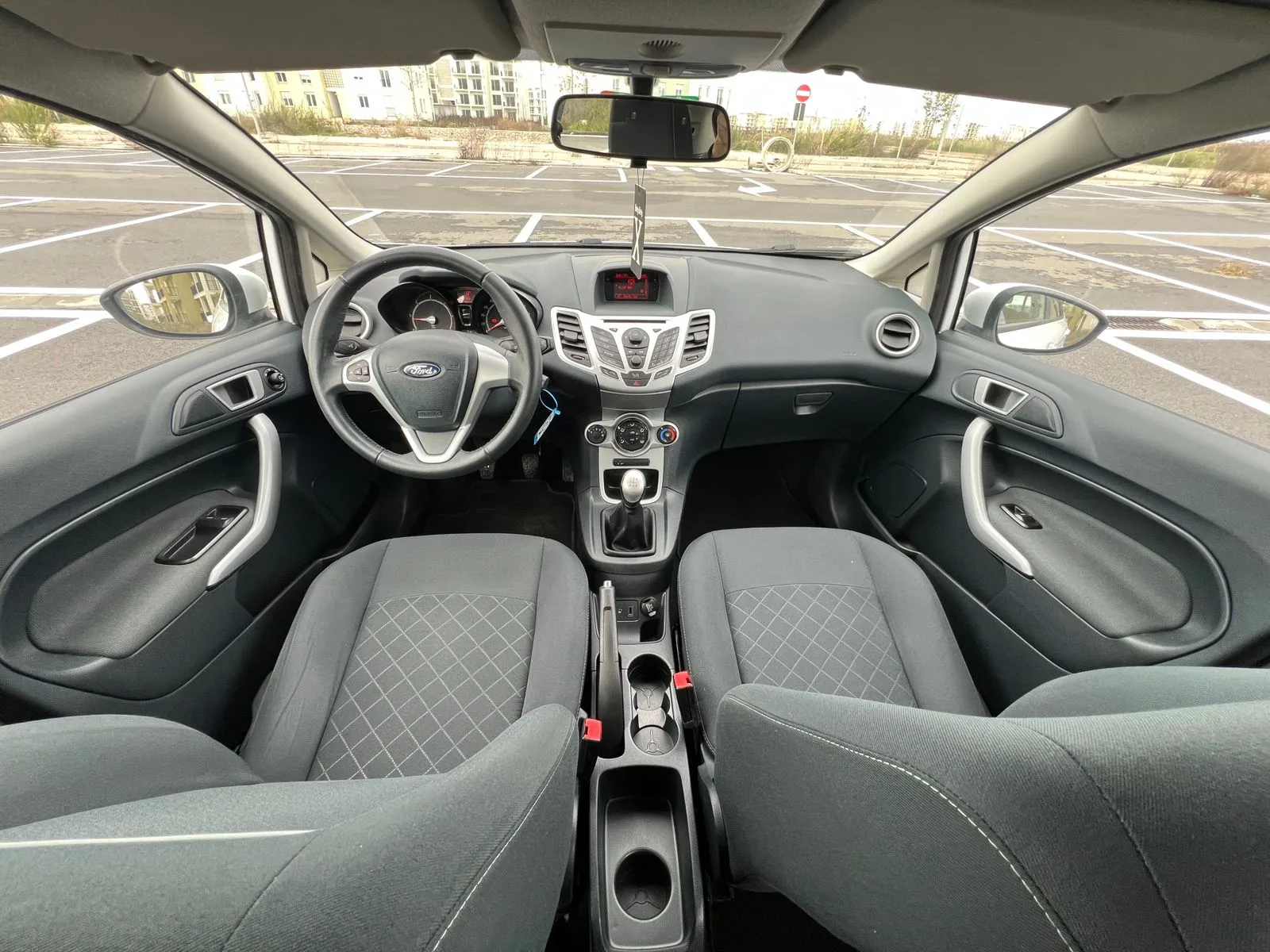 Ford Fiesta, 2013 — 9