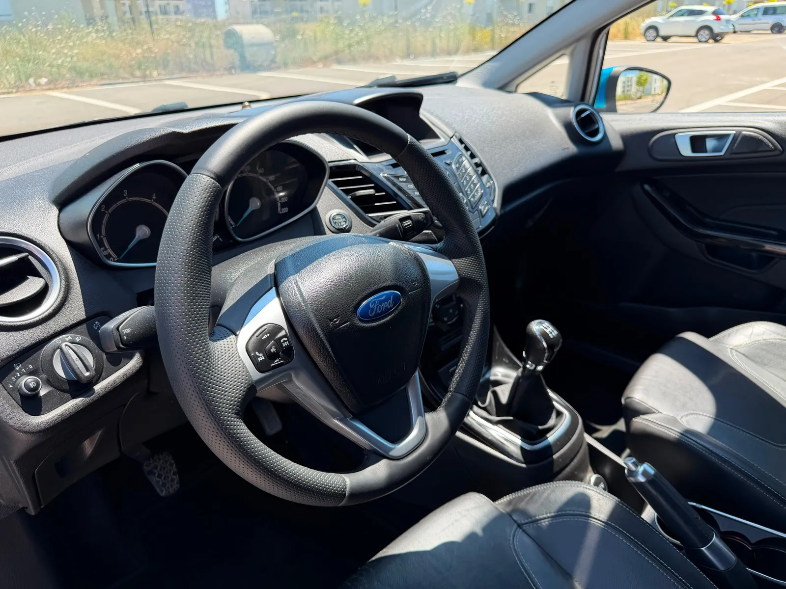 Ford Fiesta, 2013 — 13