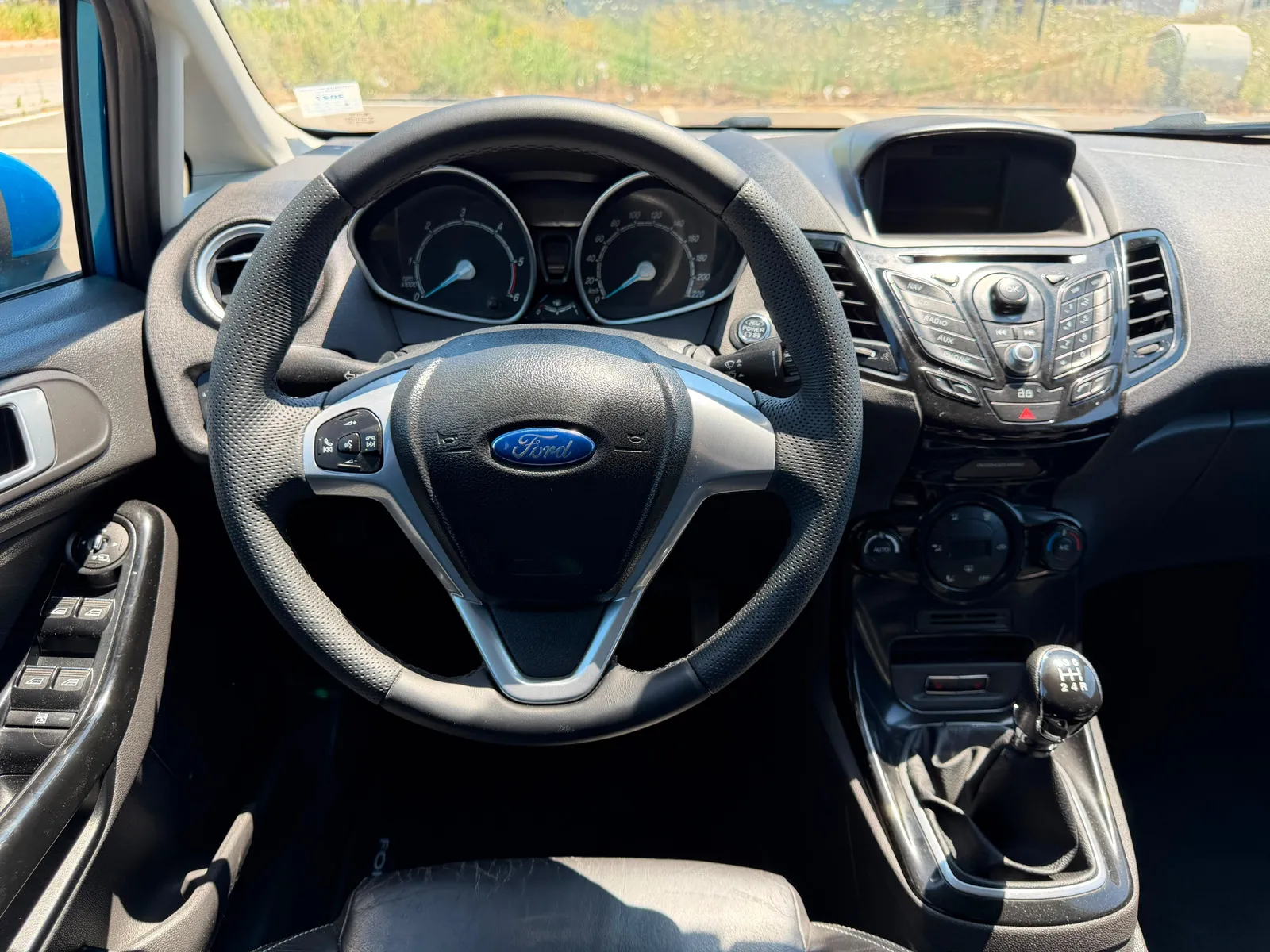 Ford Fiesta, 2013 — 11