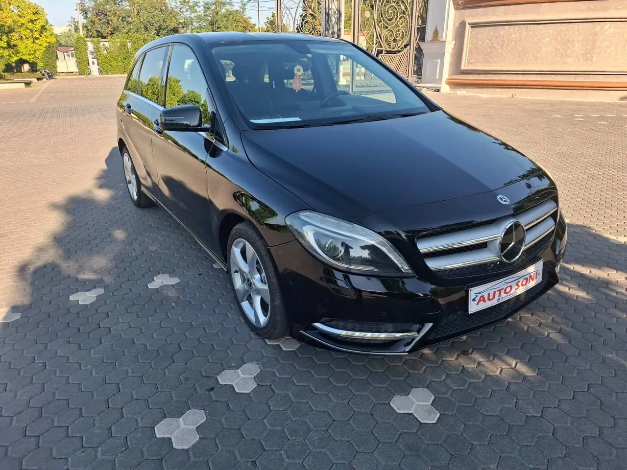 Mercedes-Benz B-Class, 2014 — 7
