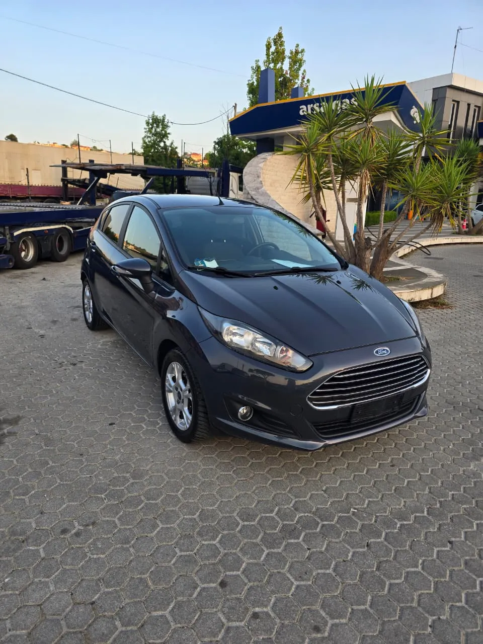 Ford Fiesta, 2015 — 1