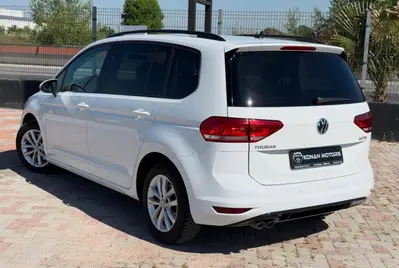 Volkswagen Touran 2017 — 2