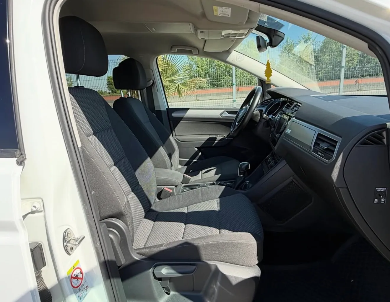 Volkswagen Touran, 2017 — 7