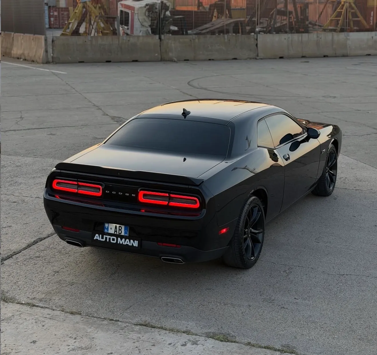 Dodge Challenger, 2017 — 4