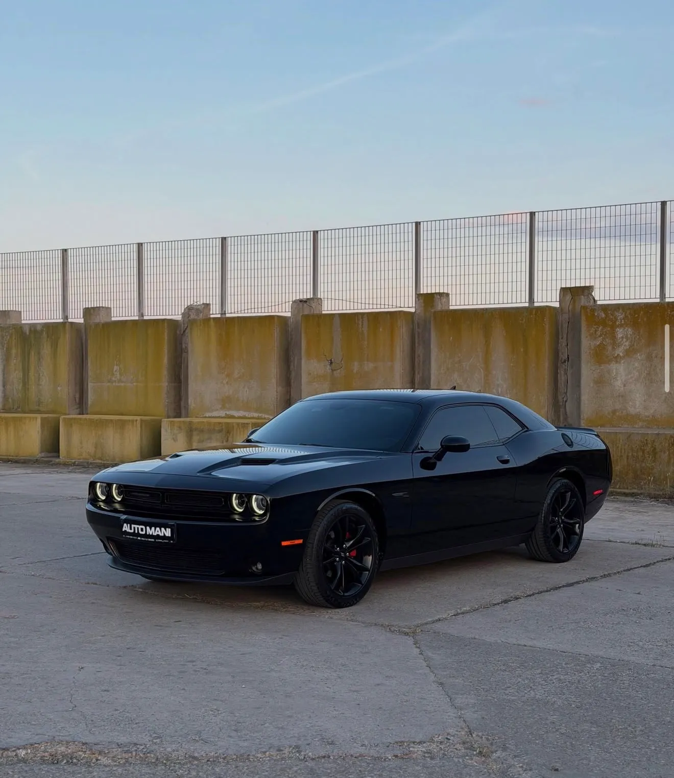 Dodge Challenger, 2017 — 1
