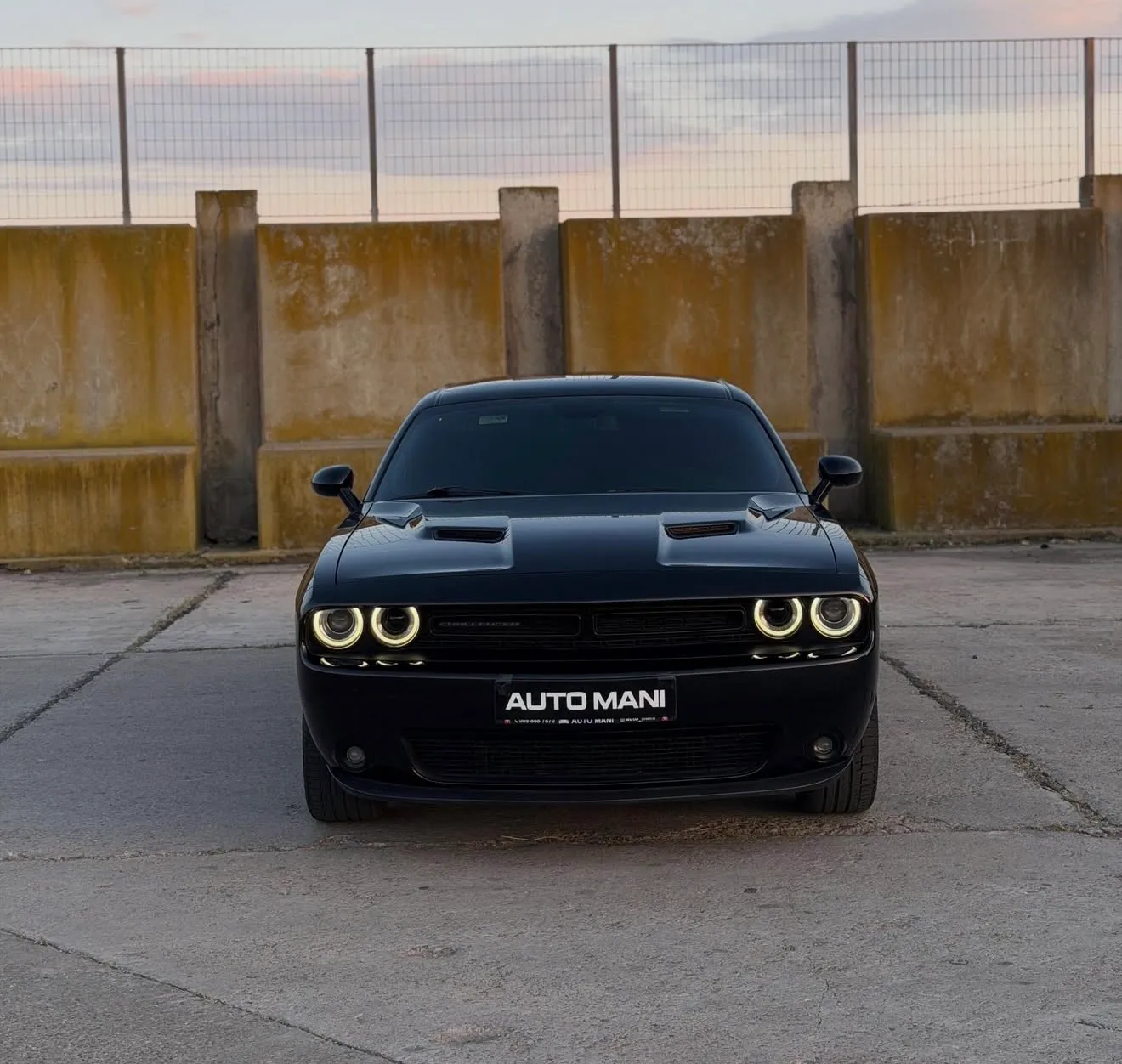 Dodge Challenger, 2017 — 2