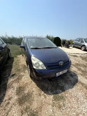 Toyota Corolla Verso 2006 — 2