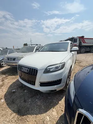 Audi Q7 2014 — 2