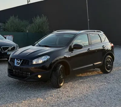 Nissan Qashqai 2011 — 2