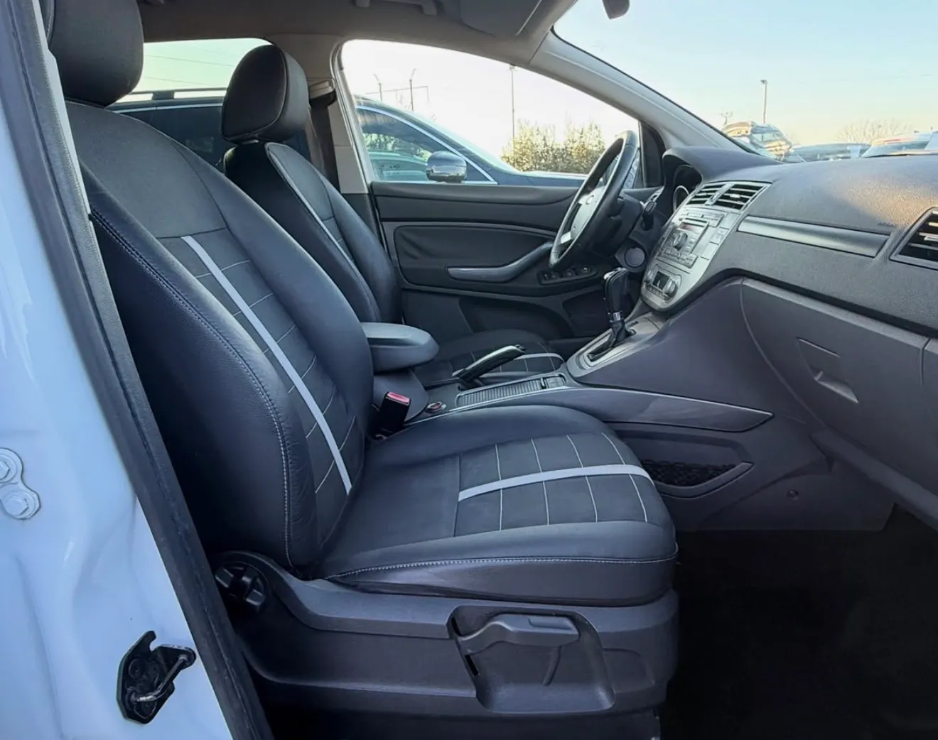 Ford Kuga, 2011 — 8