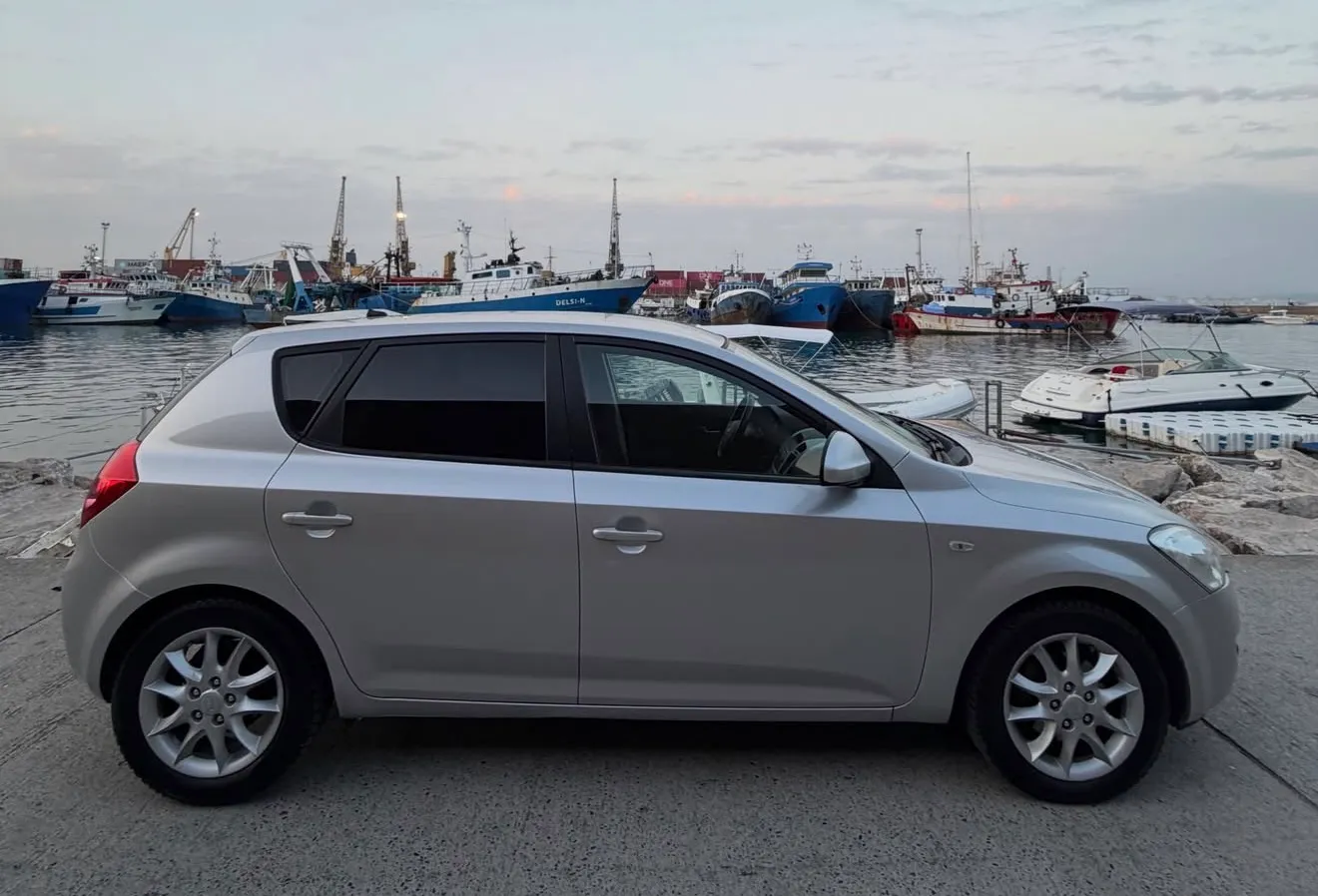Kia Ceed, 2008 — 8