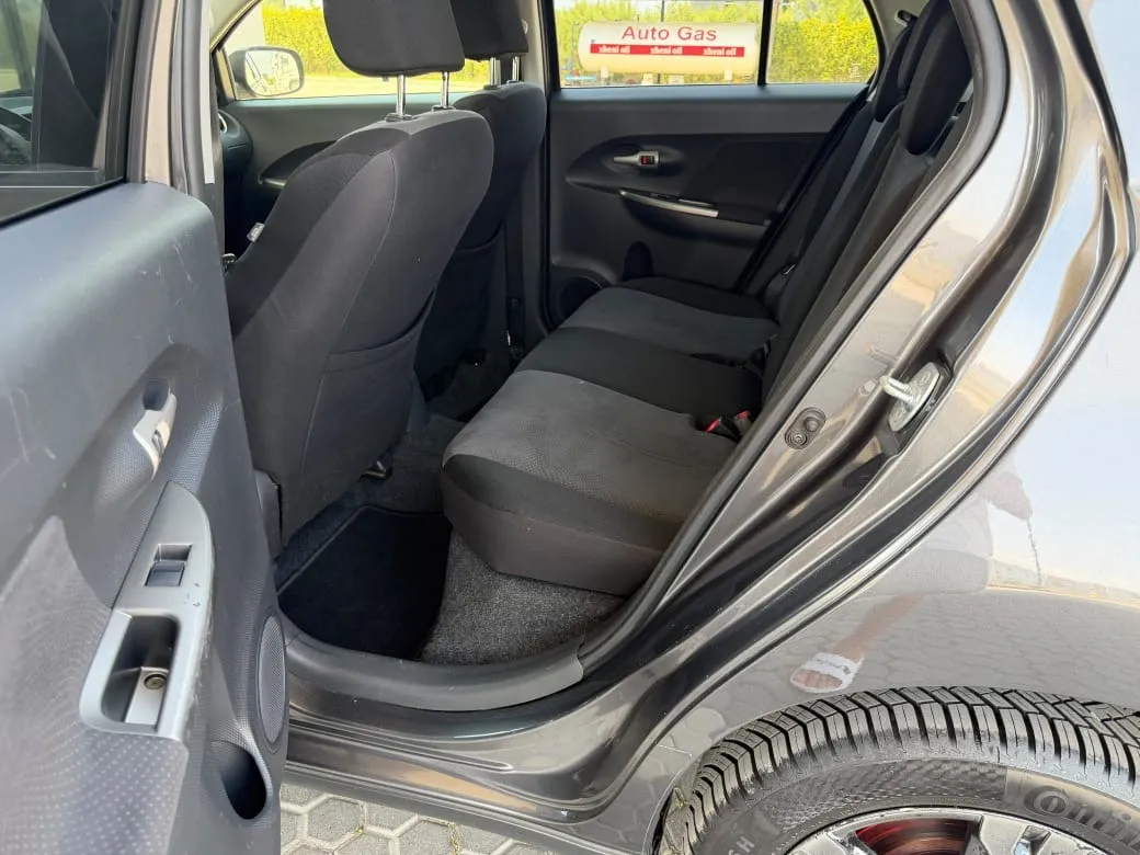 Toyota Urban, 2013 — 8