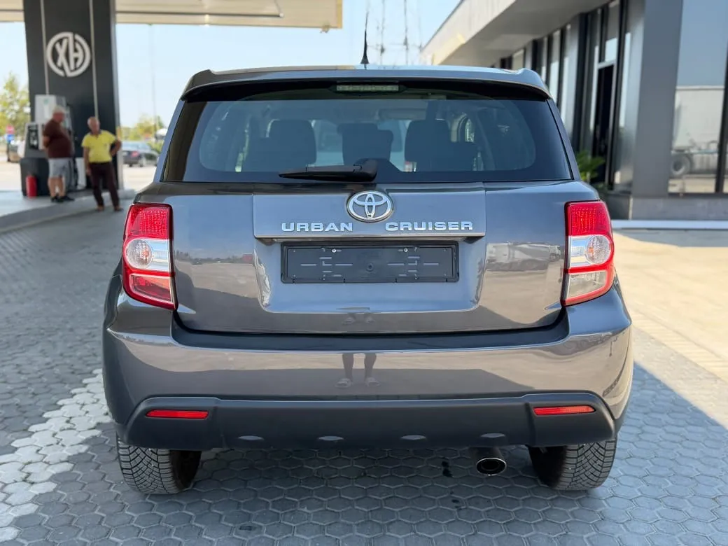 Toyota Urban, 2013 — 5