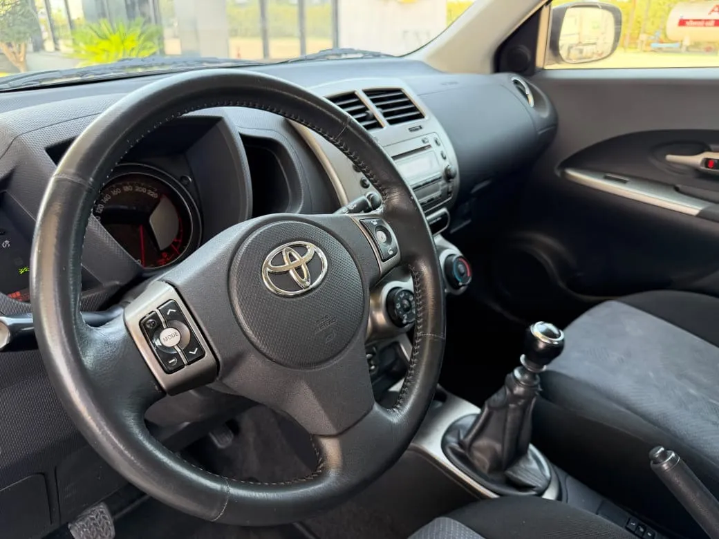 Toyota Urban, 2013 — 11