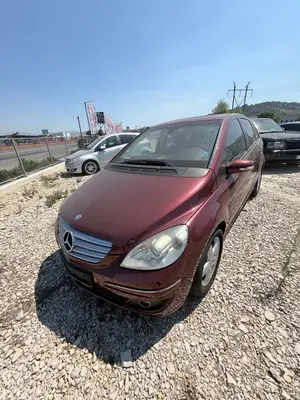 Mercedes-Benz B-Class 2011