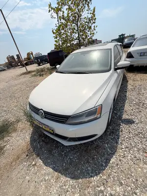 Volkswagen Jetta 2012 — 2