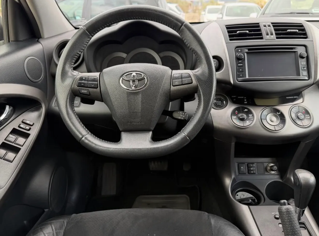 Toyota RAV4, 2012 — 9