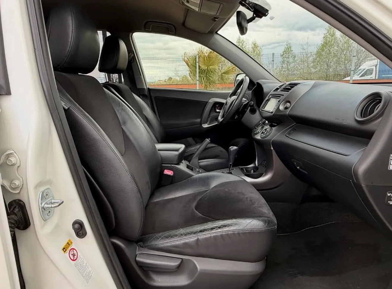 Toyota RAV4, 2012 — 7