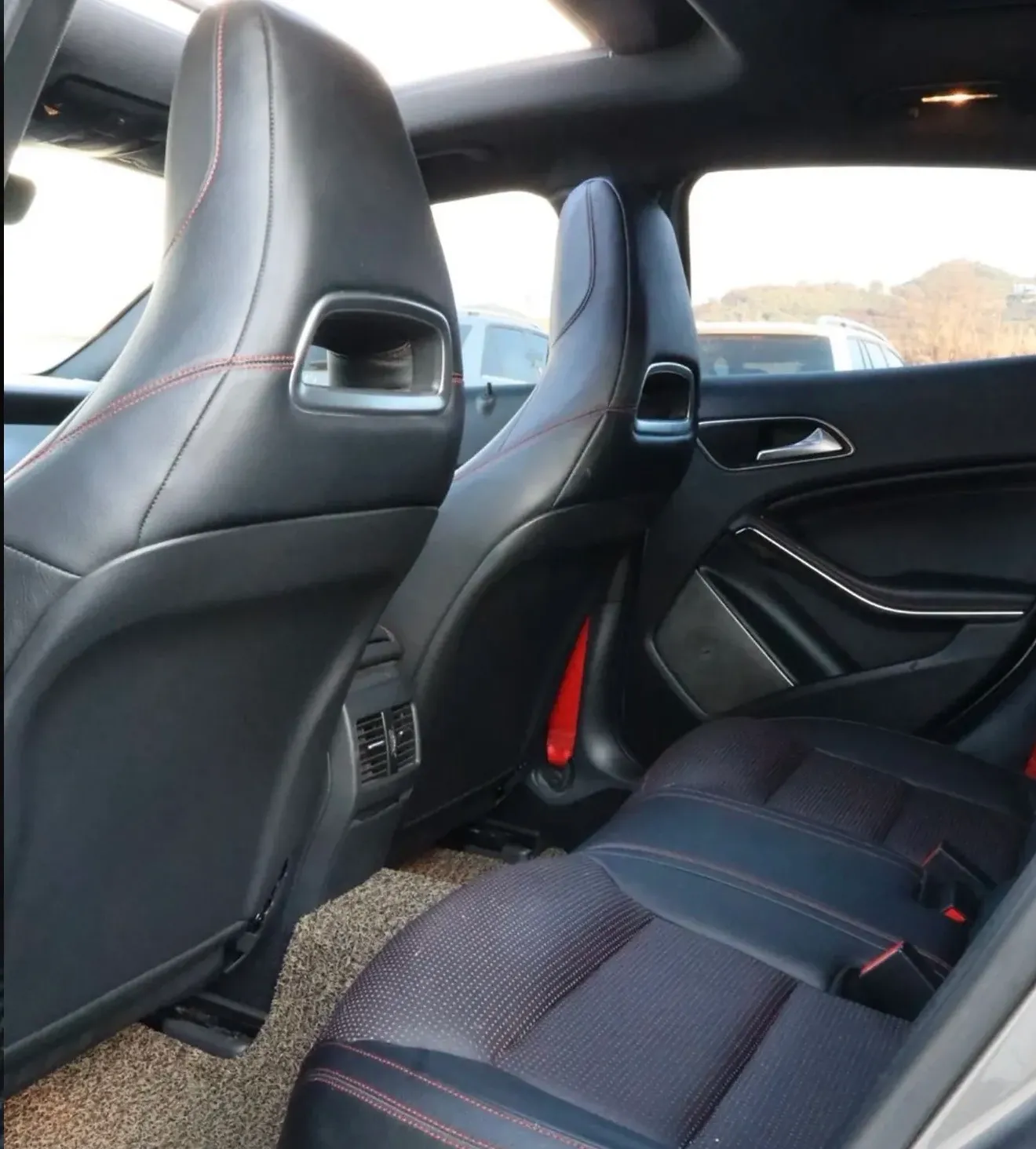 Mercedes-Benz GLA-Class, 2015 — 12