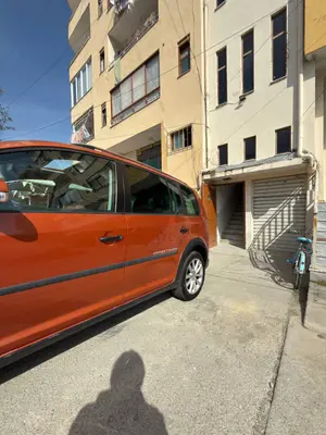 Volkswagen Touran 2007 — 2