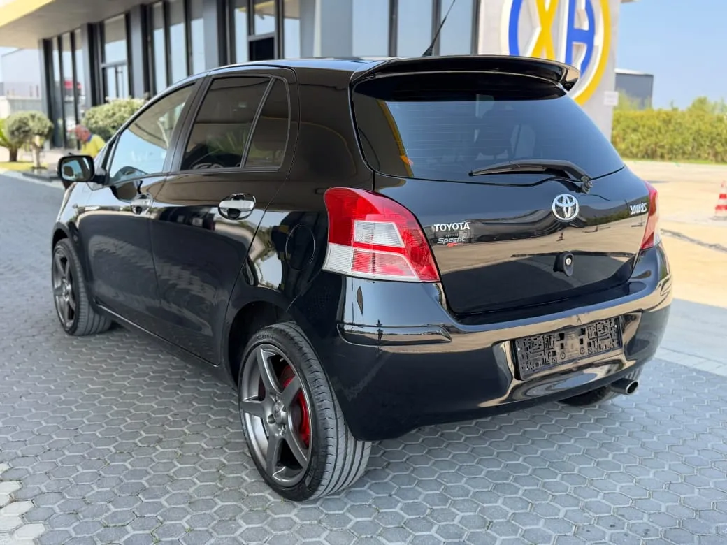 Toyota Yaris, 2010 — 6