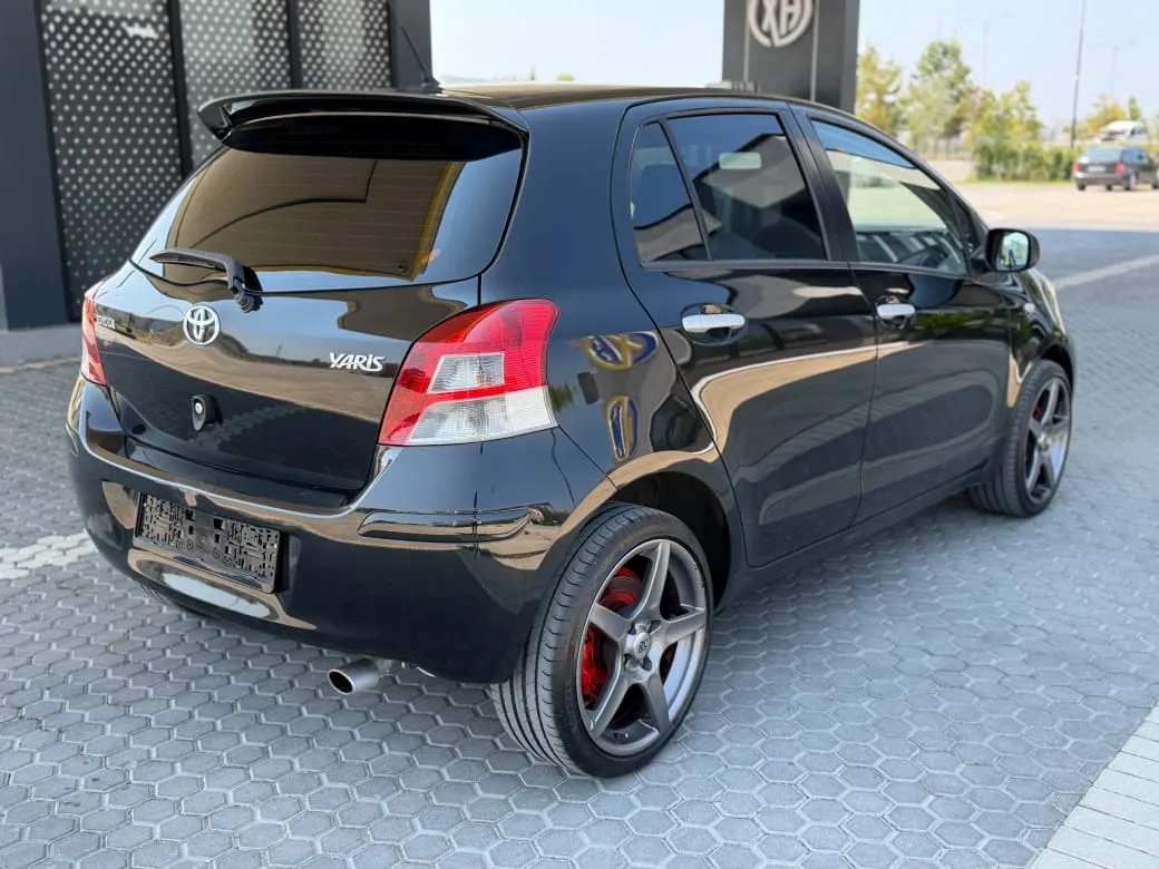 Toyota Yaris, 2010 — 3