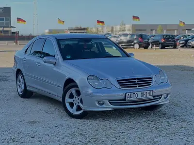 Mercedes-Benz C-Class 2006 — 2