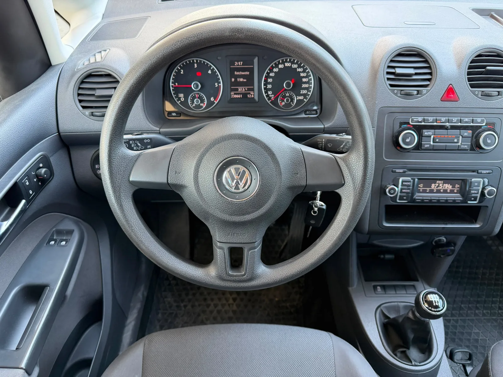 Volkswagen Caddy, 2011 — 7