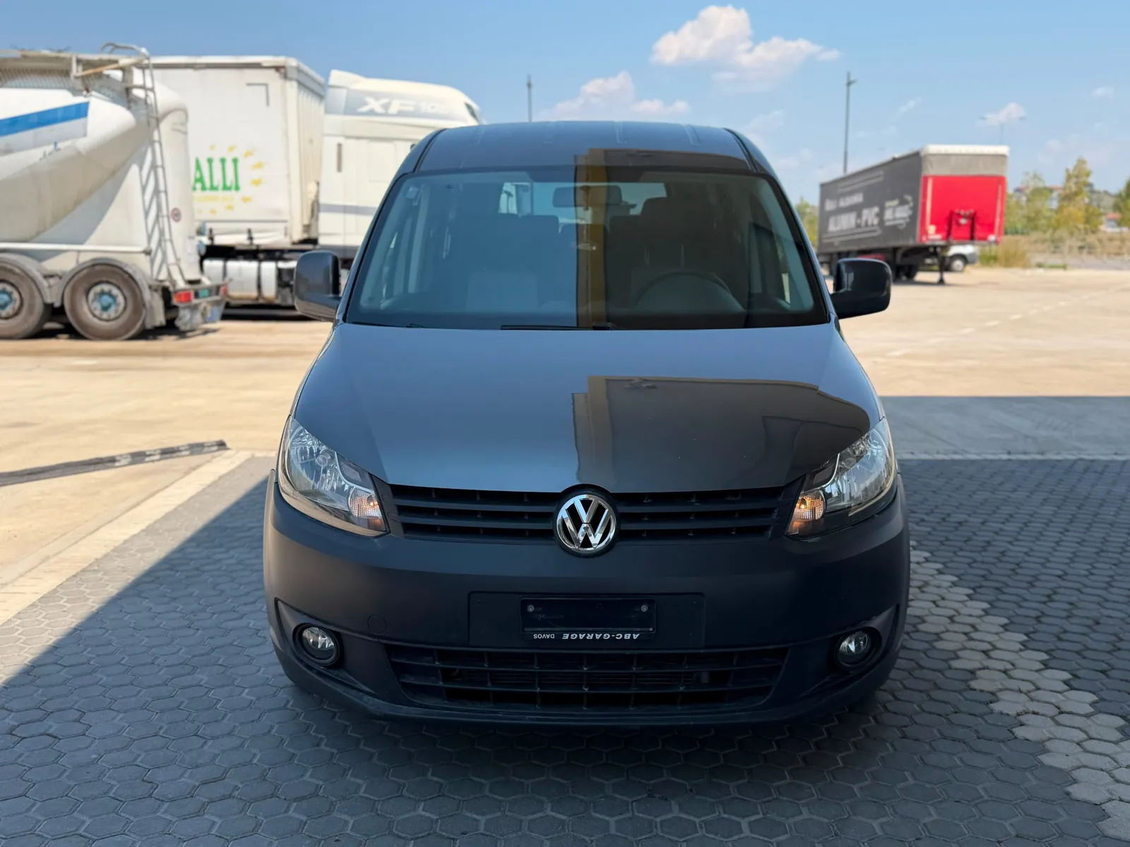 Volkswagen Caddy, 2011 — 1
