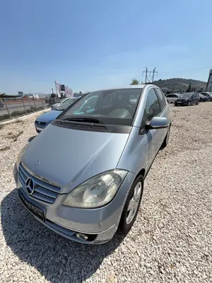 Mercedes-Benz A-Class 2010 — 2