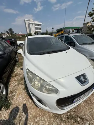 Peugeot 308 2012 — 2