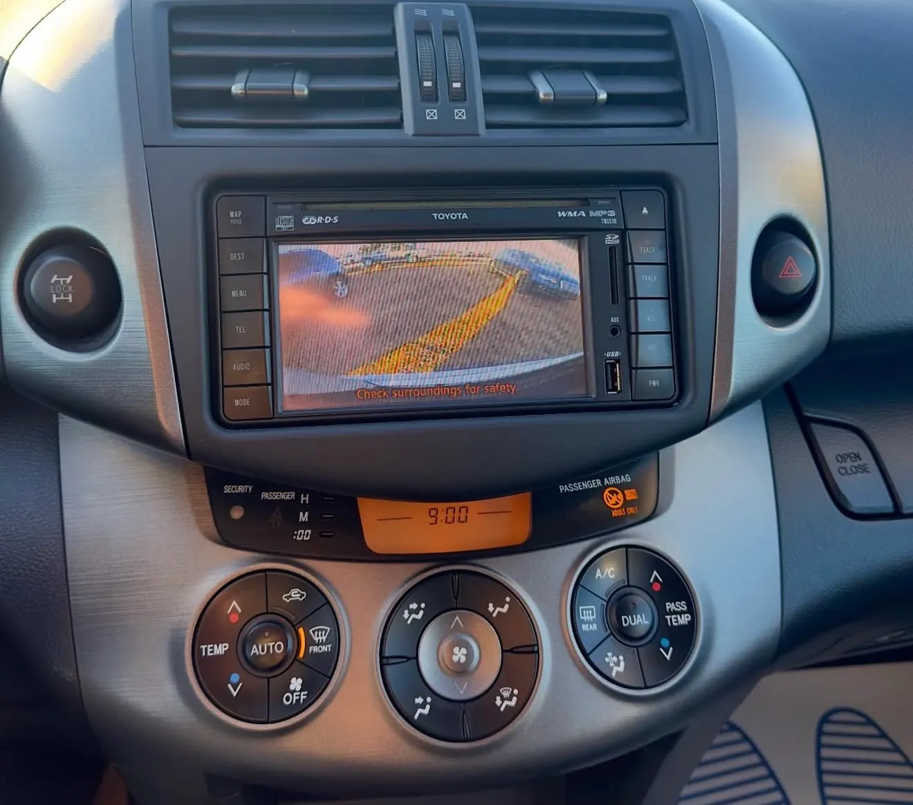 Toyota RAV4, 2011 — 10